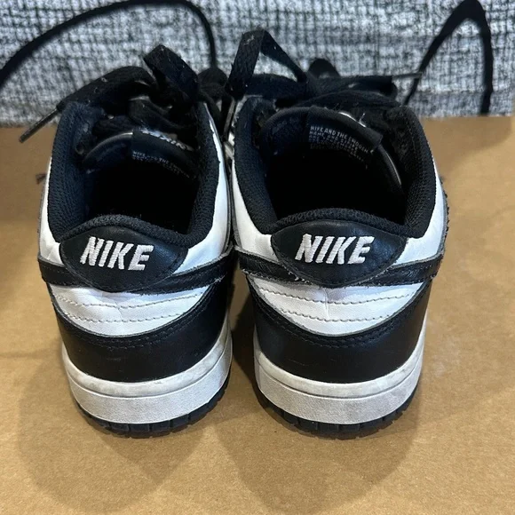 Nike Kids Black and White Sneakers - Picture 4 of 6